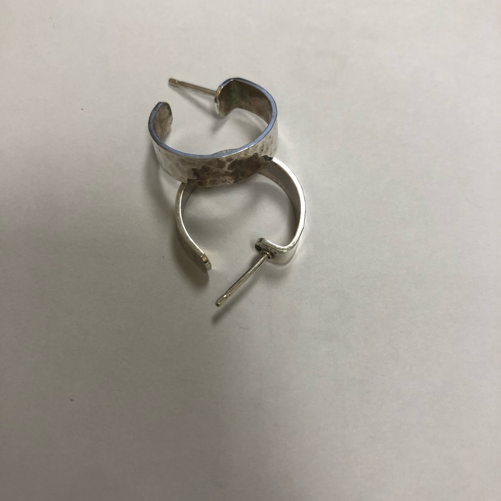James Avery retired hammered hoops